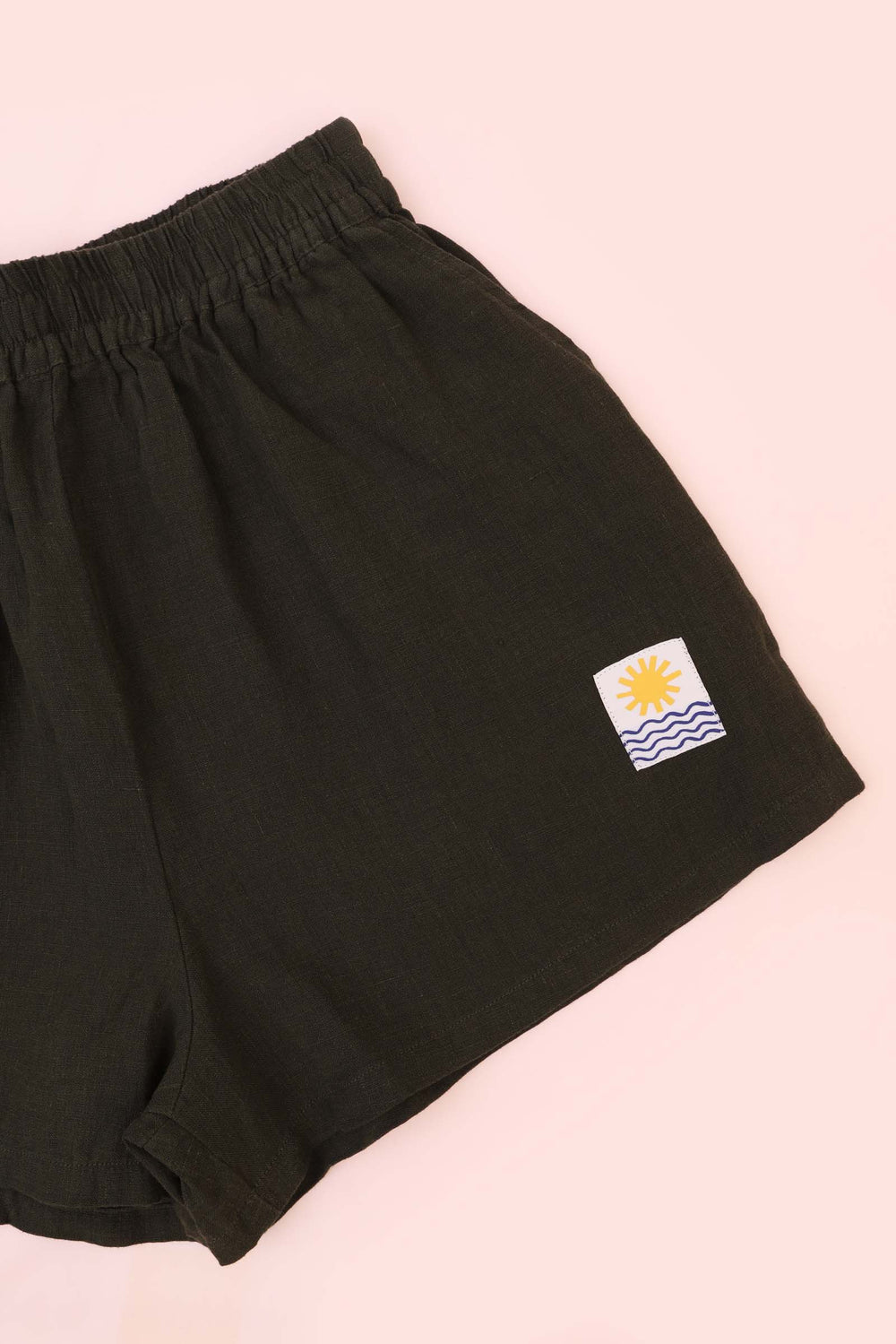 BASIC LINEN SHORTS DARK FOREST
