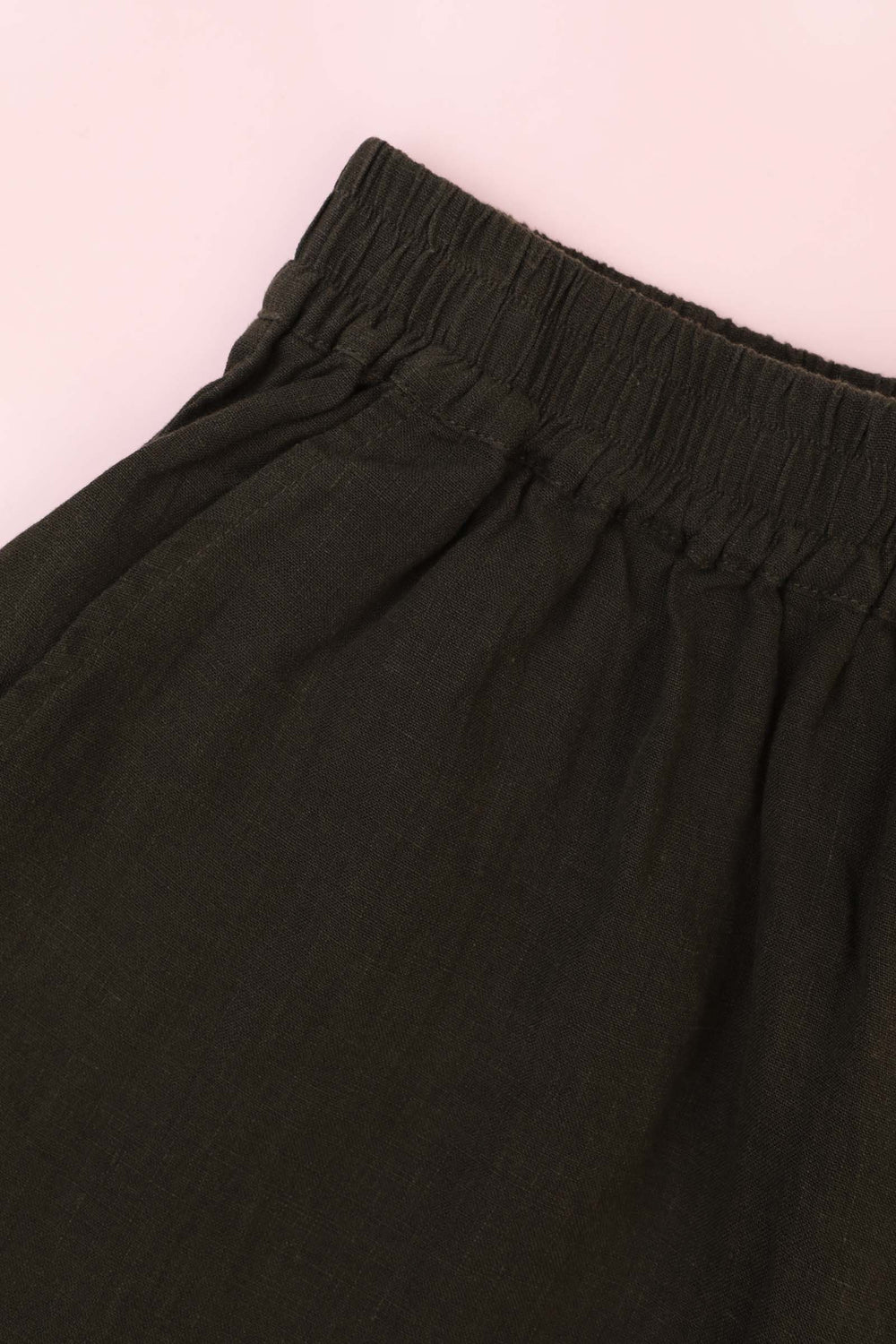 BASIC LINEN SHORTS DARK FOREST