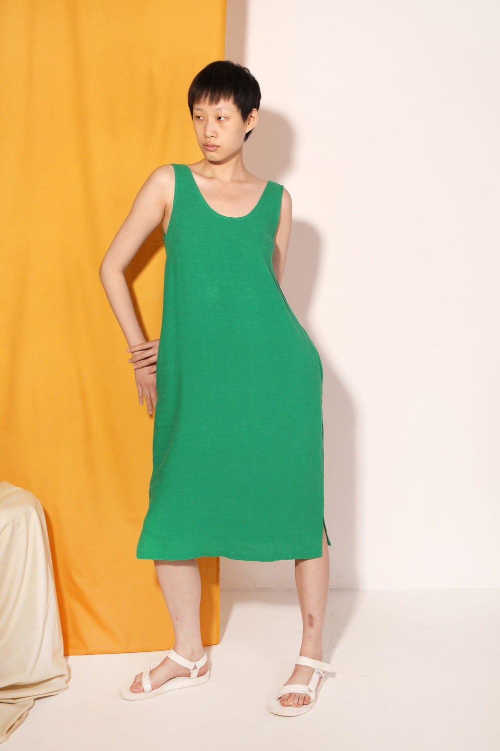 Basic Linen Shift Dress Grass