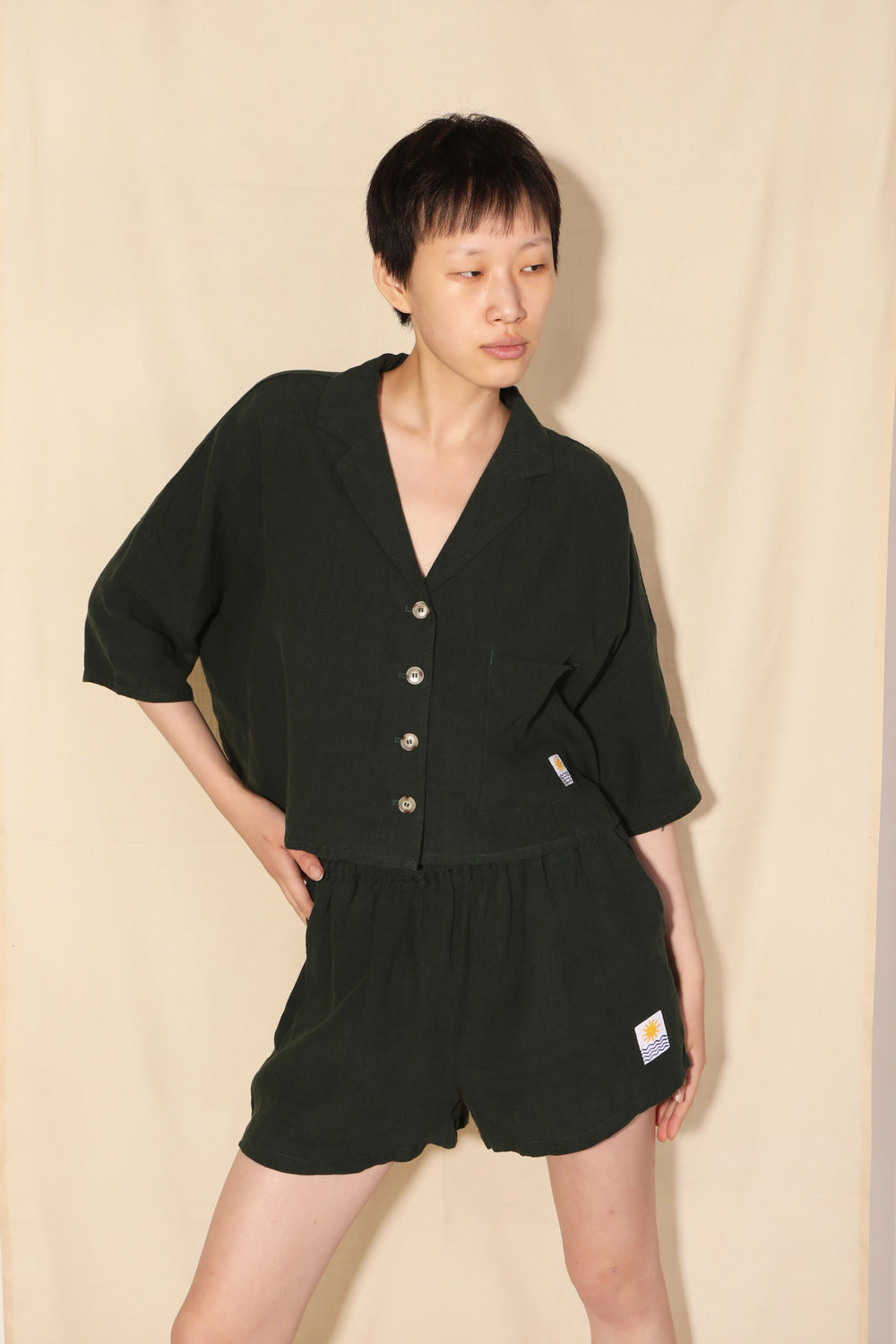 ベーシックリネンショートパンツ フォレストグリーン
