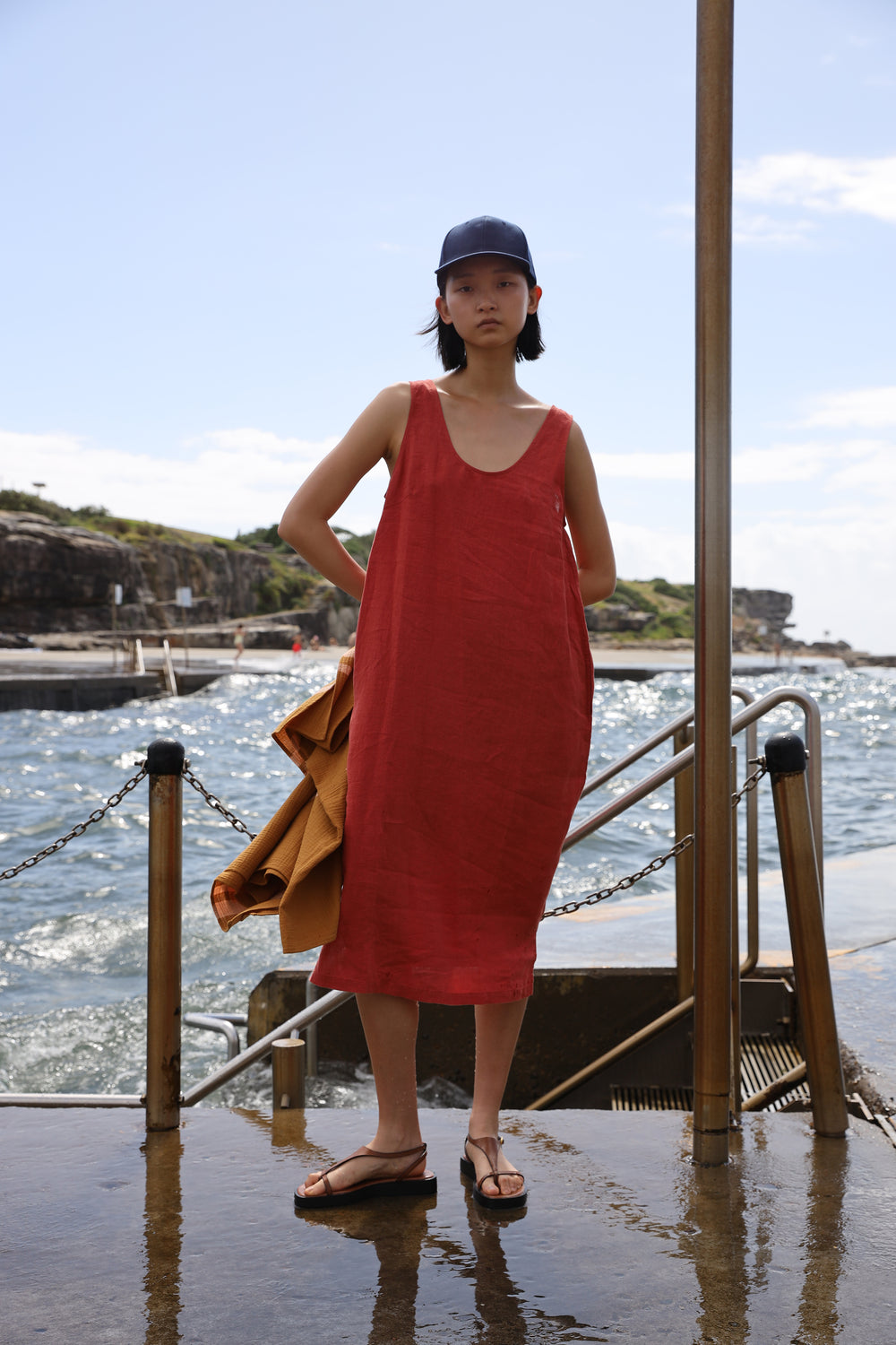 BASIC LINEN SHIFT DRESS PAPRIKA