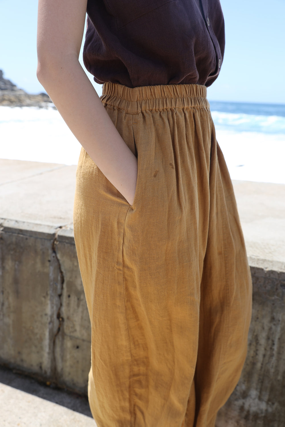 BASIC LINEN TROUSER TURMERIC